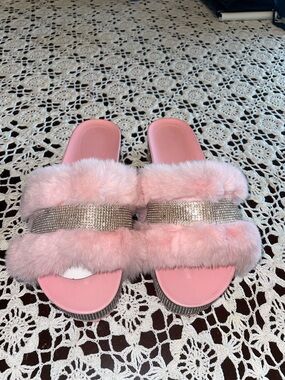 Source Unknown Pink Faux Fur Slide Sandals with Rhinestone Band